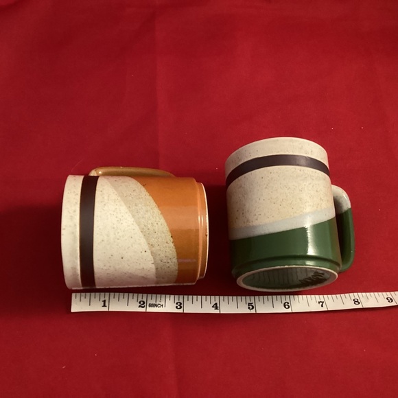 Two vintage stoneware mugs made in Japan - Picture 6 of 6
